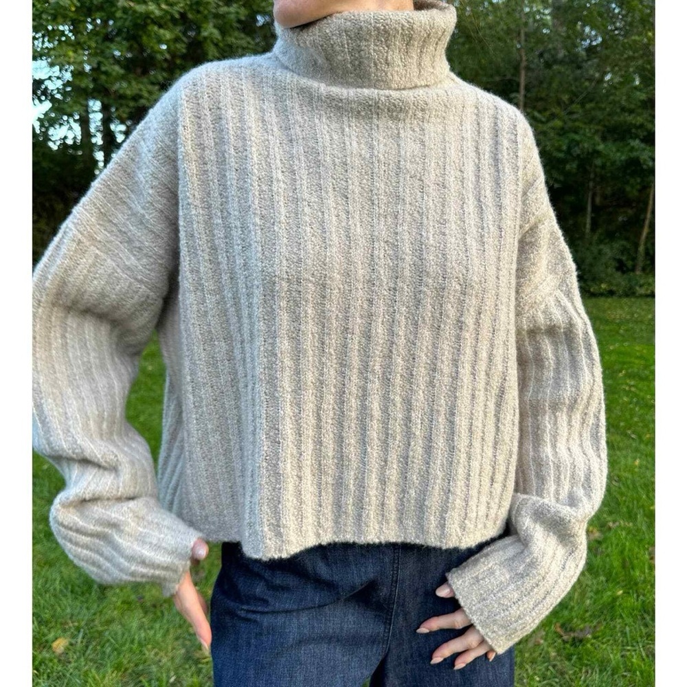 Free People Sweater Women M Pearl Fluffy - Picture 4 of 7